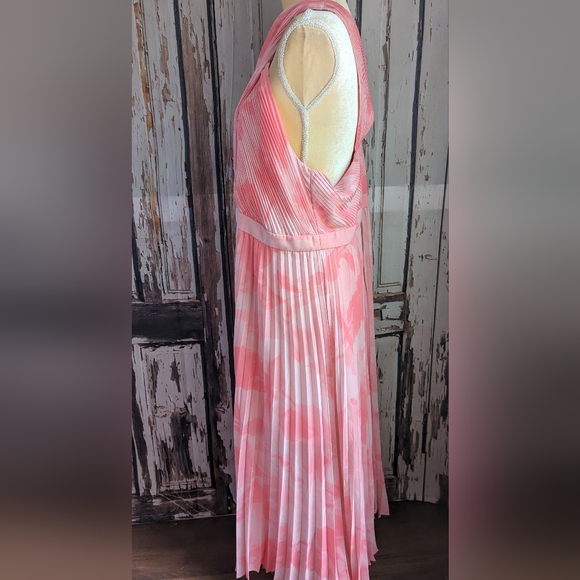 Ted Baker maxi dress/Gown - Picture 9 of 16